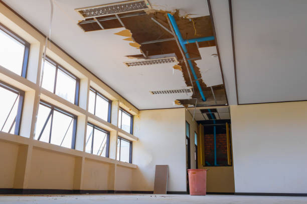 Best Emergency water damage restoration  in Kennewick, WA
